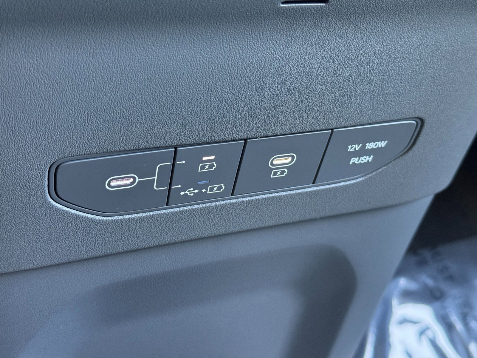 Used 2025 Kia EV9 GT-Line AWD/4WD image 35