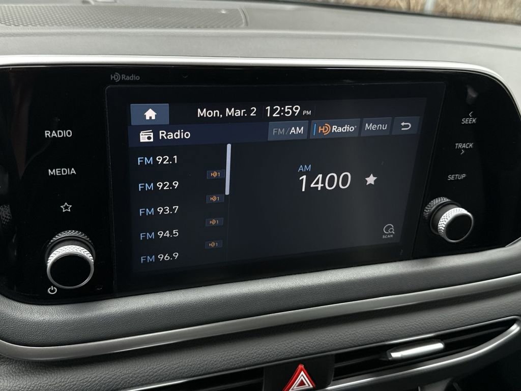 Used 2022 Hyundai Sonata SE image 16