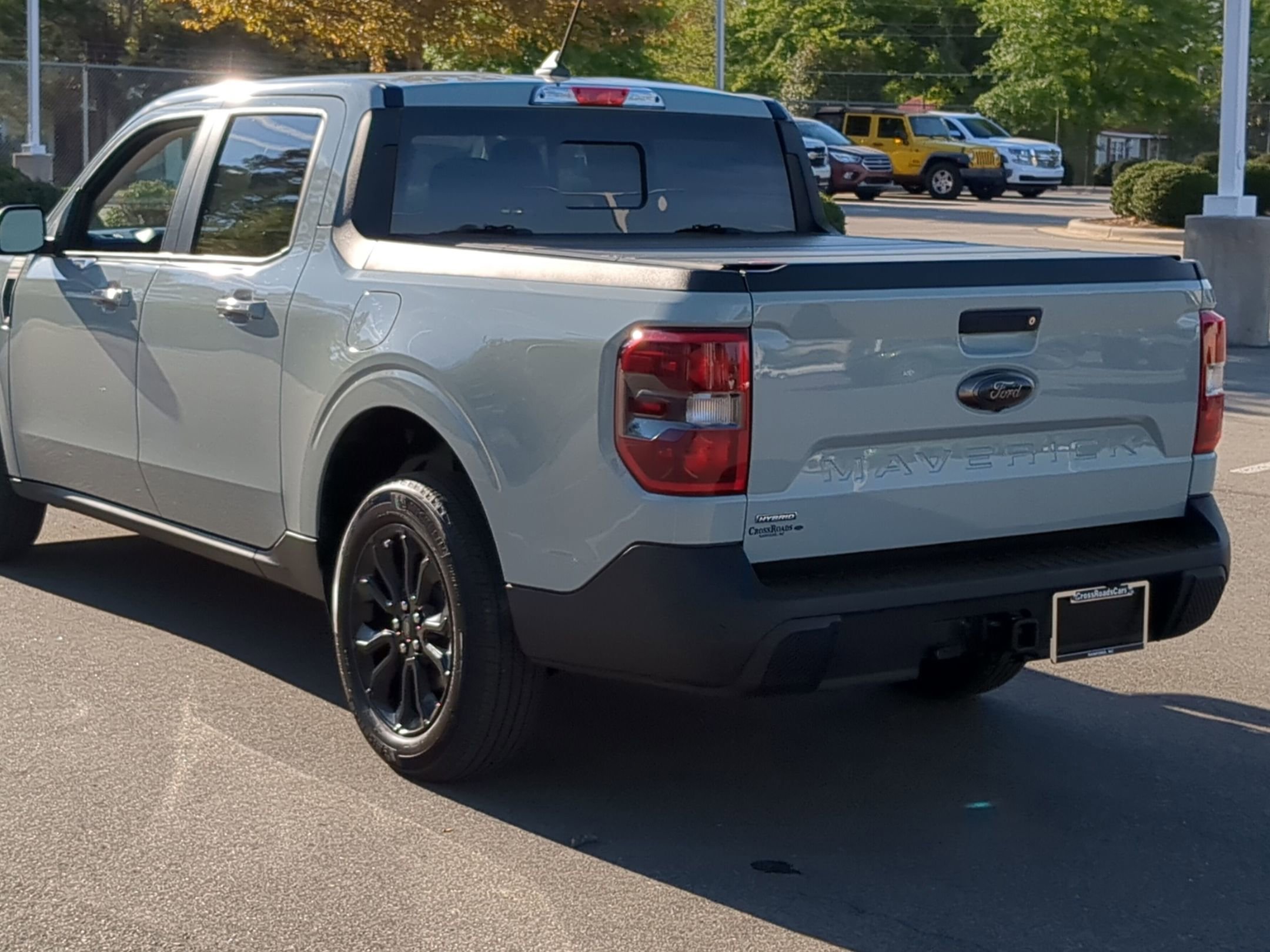 Used 2024 Ford Maverick Lariat w/ Black Appearance Package image 6