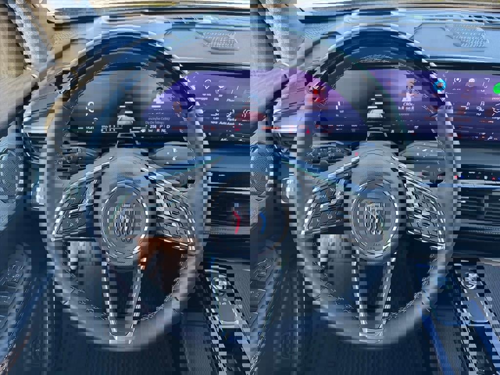 Certified 2025 Buick Enclave Avenir w/ Super Cruise Package image 9