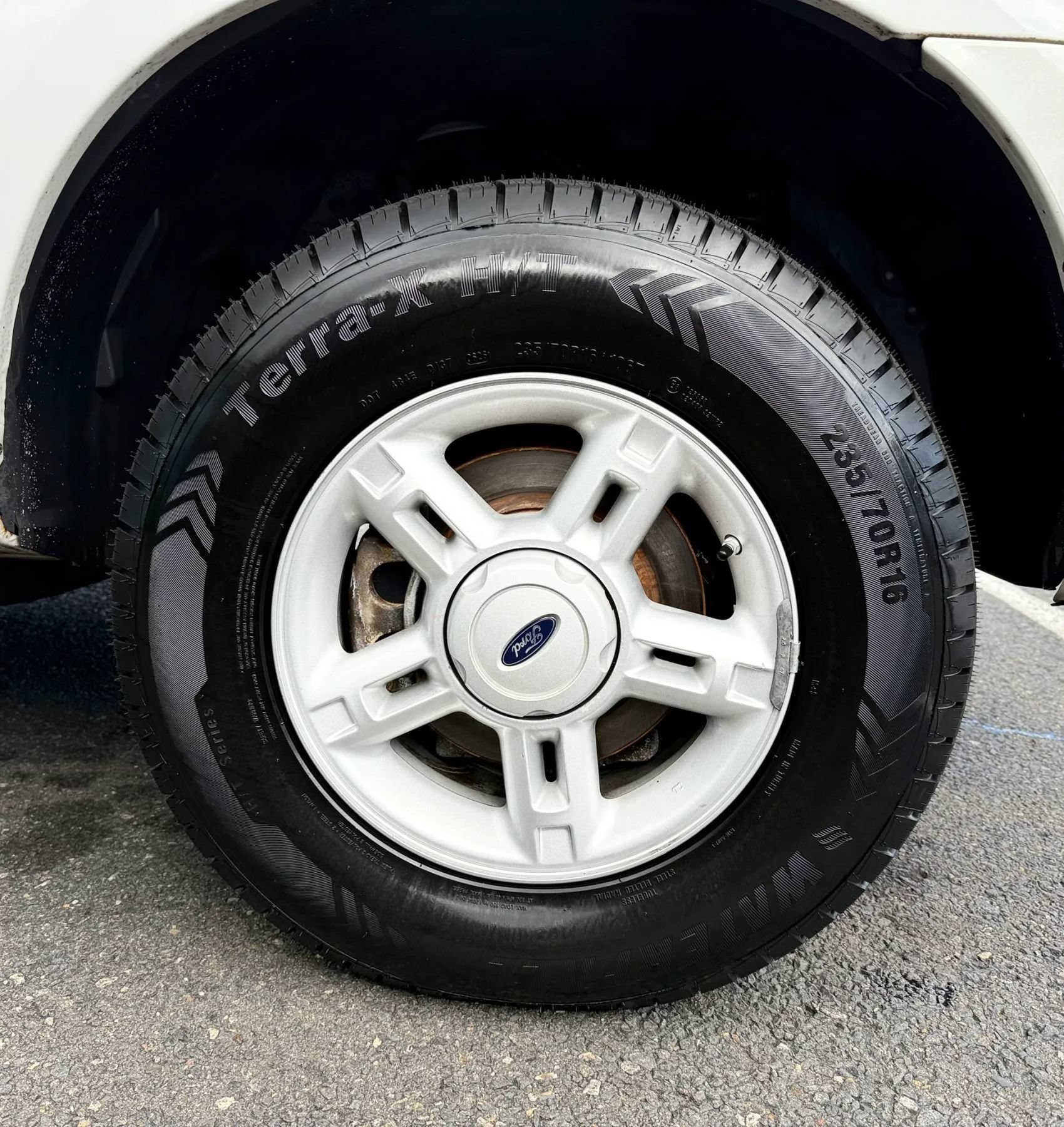 Used 2005 Ford Explorer Sport XLT AWD/4WD image 42