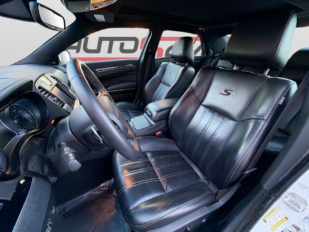 Used 2023 Chrysler 300 S RWD image 22