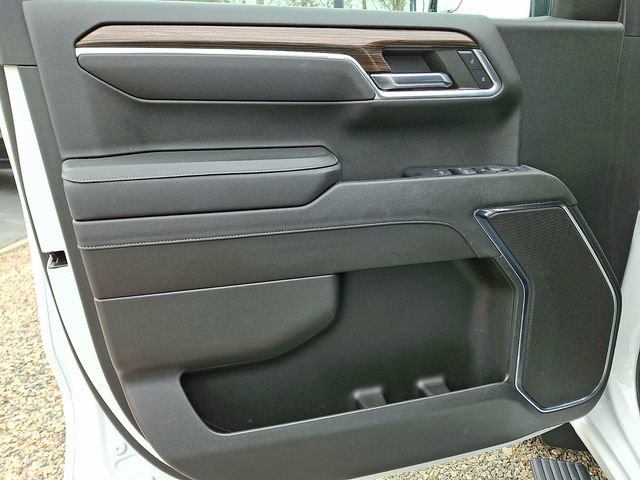 Used 2023 Chevrolet Silverado 1500 LT image 13