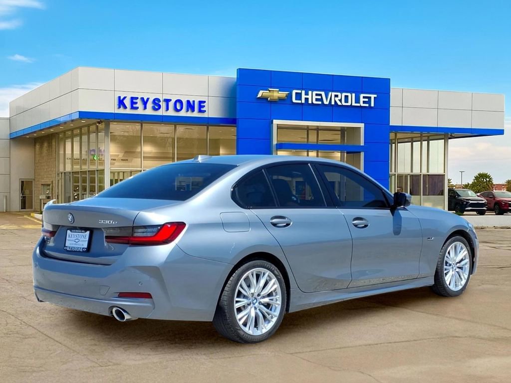 Used 2023 BMW 330e w/ Premium Package RWD image 7