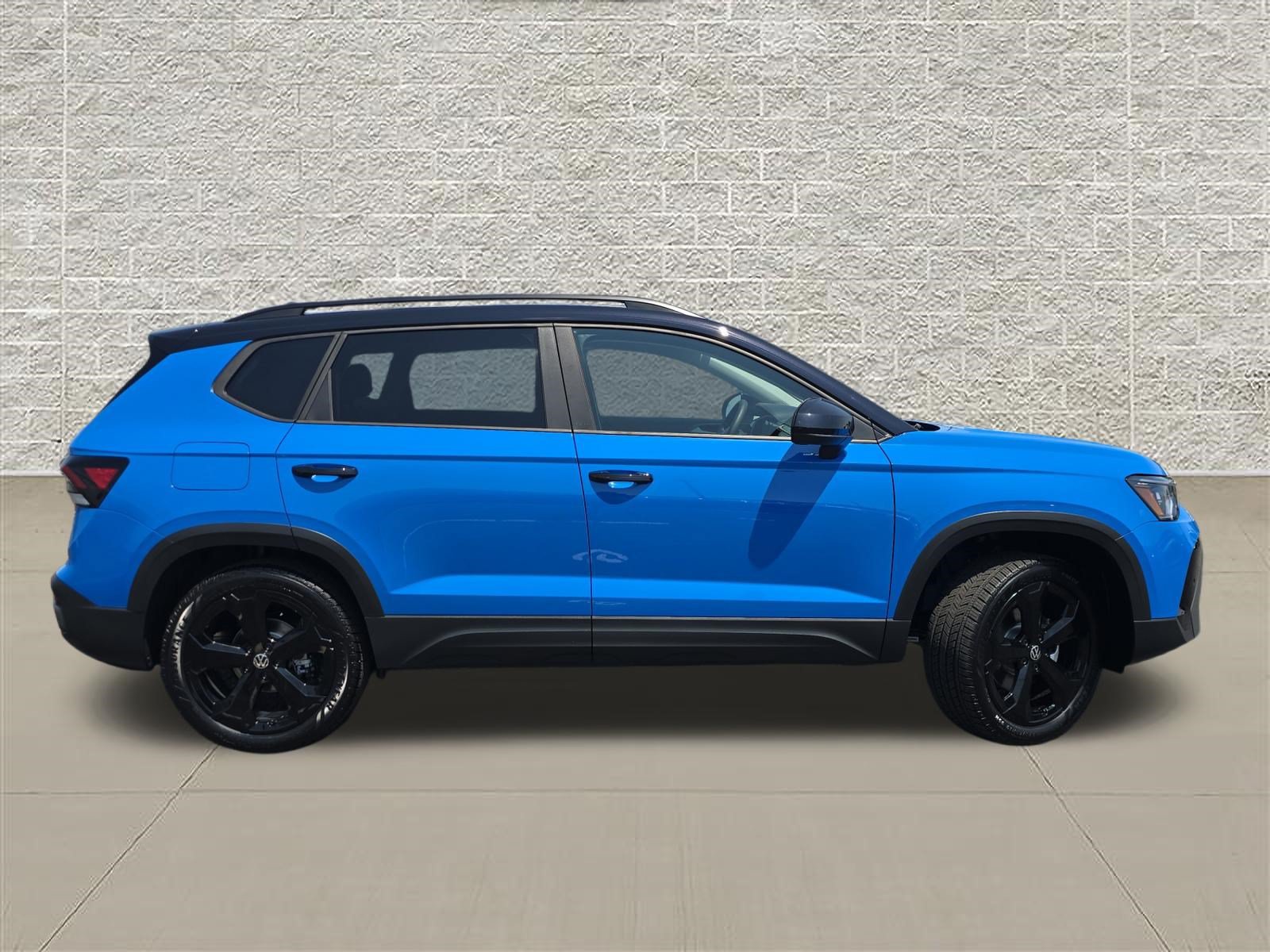 New 2026 Volkswagen Taos SE AWD/4WD image 8