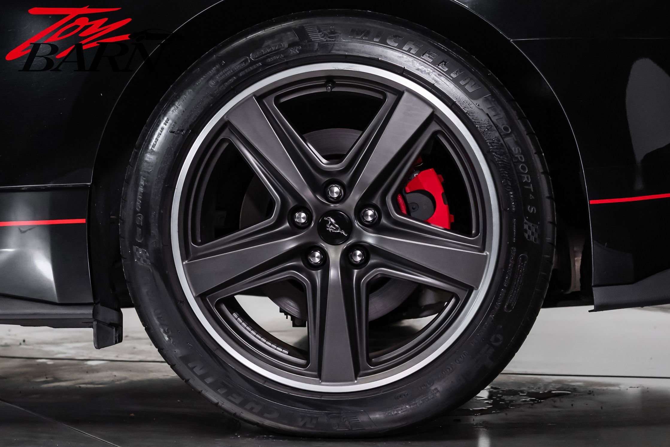 Used 2022 Ford Mustang Mach 1 RWD image 18