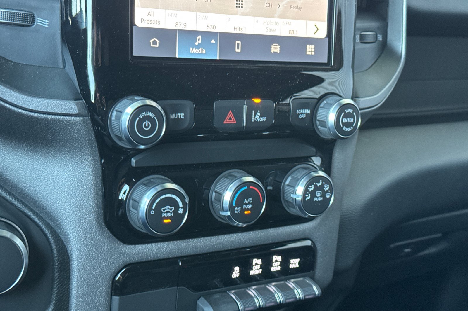 New 2026 RAM 1500 Express RWD image 18