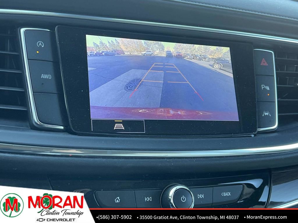 Certified 2024 Buick Enclave Essence image 19