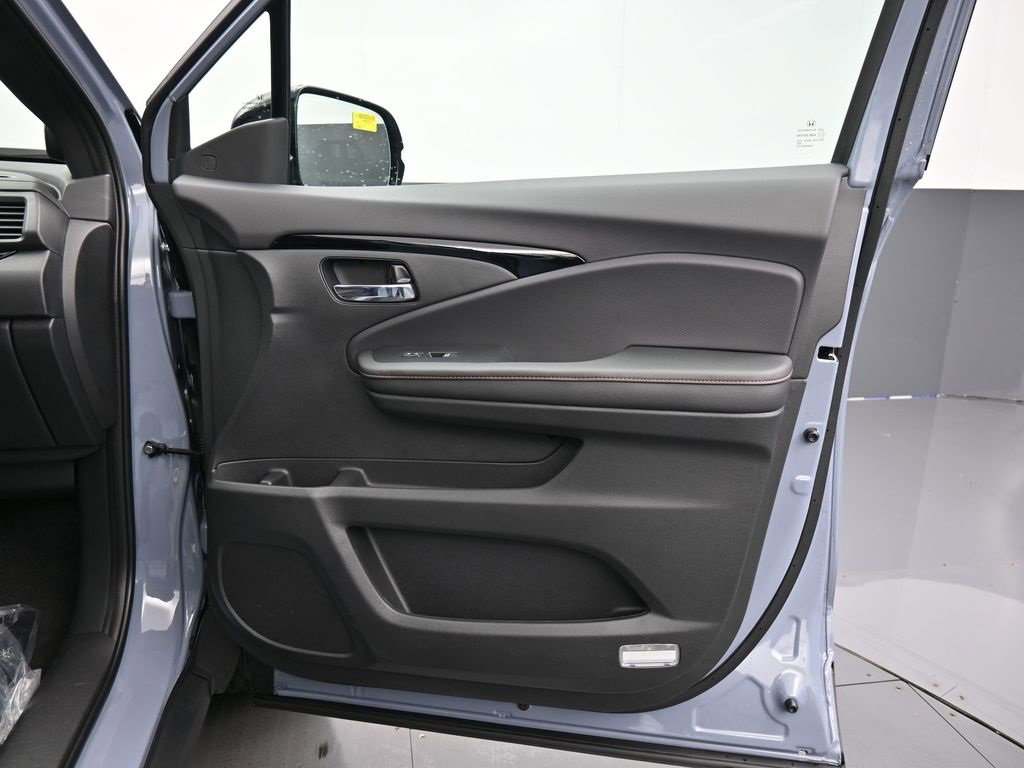 New 2026 Honda Ridgeline Black Edition image 40
