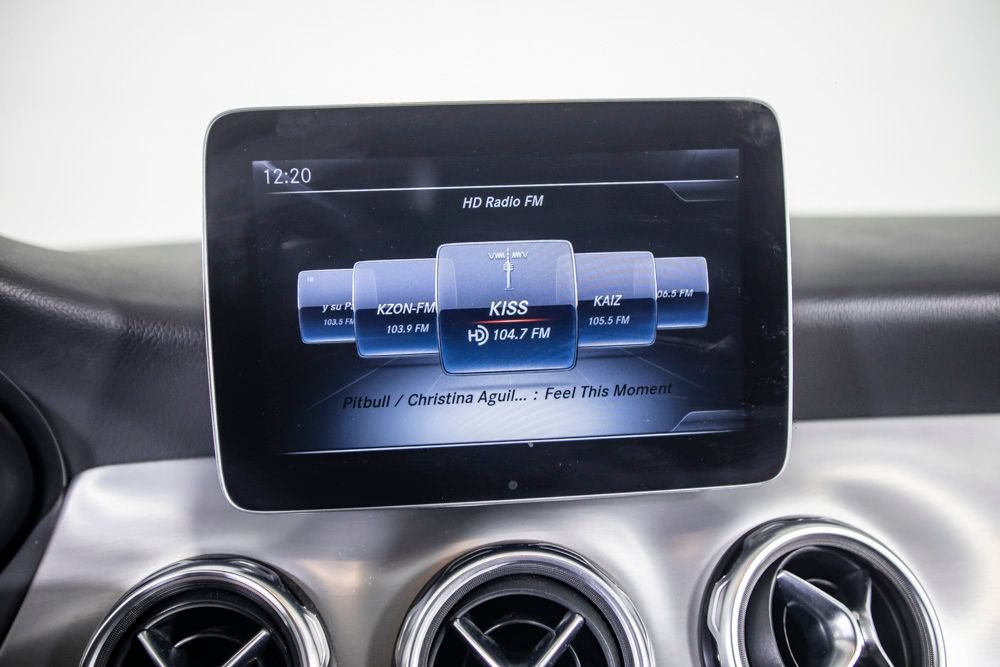 Used 2019 Mercedes-Benz GLA 250 4MATIC image 26