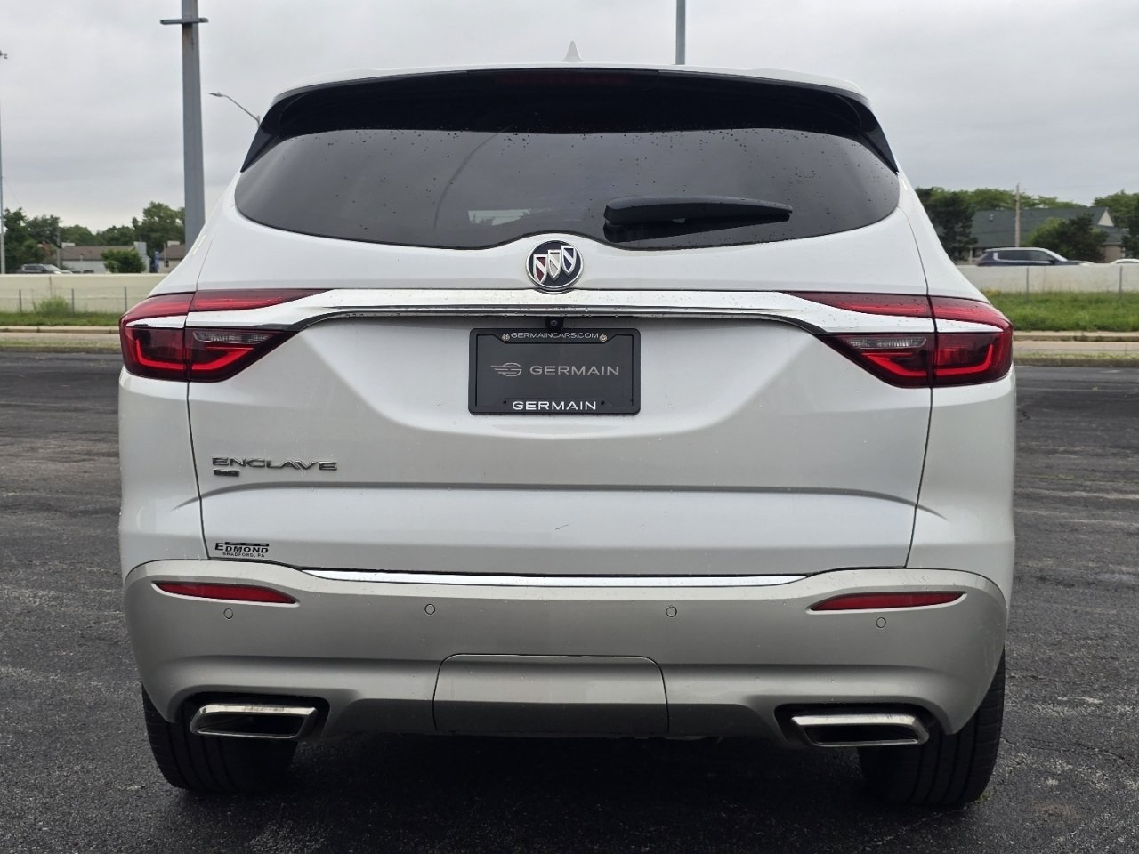 Used 2021 Buick Enclave Premium w/ Sun and Sites Package AWD/4WD image 17