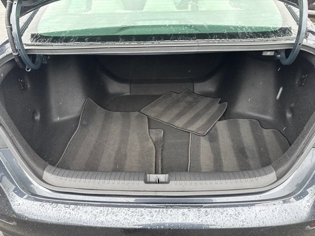 Used 2023 Honda Accord LX image 9