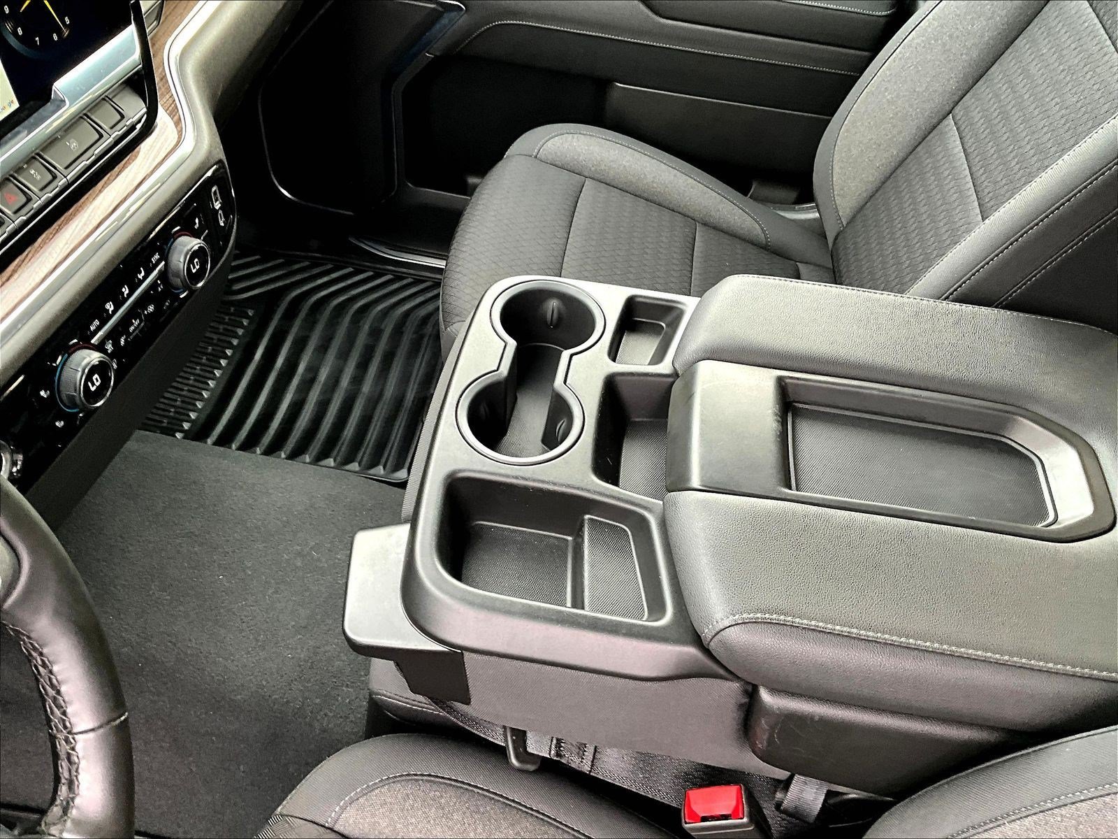 Used 2024 Chevrolet Silverado 1500 LT AWD/4WD image 18