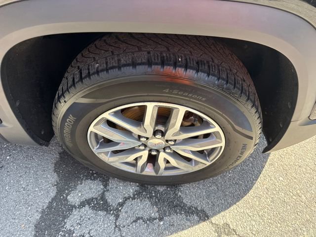 Used 2019 GMC Acadia SLE w/ Driver Alert Package I image 12