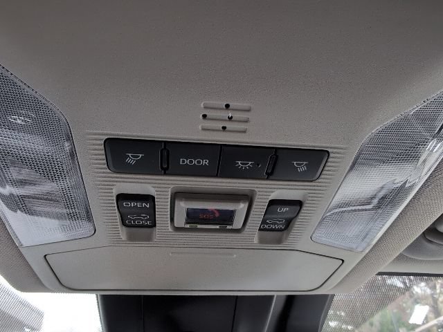 Used 2023 Toyota RAV4 XLE w/ Convenience Package AWD/4WD image 19