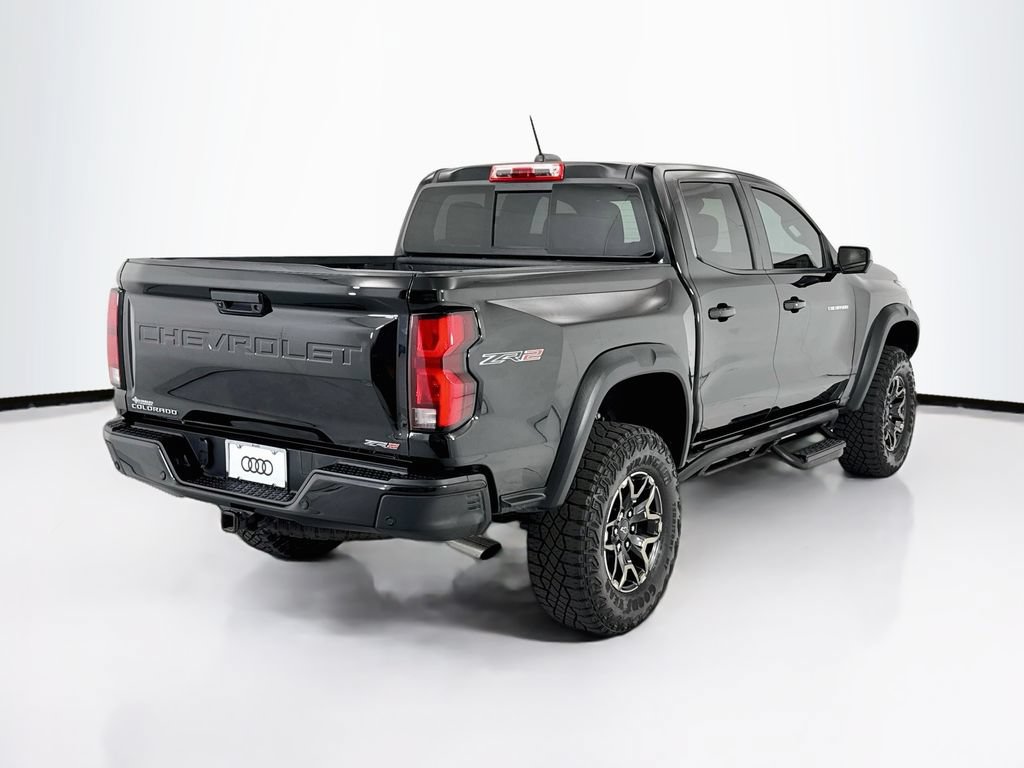 Used 2024 Chevrolet Colorado ZR2 w/ ZR2 Convenience Package III AWD/4WD image 5