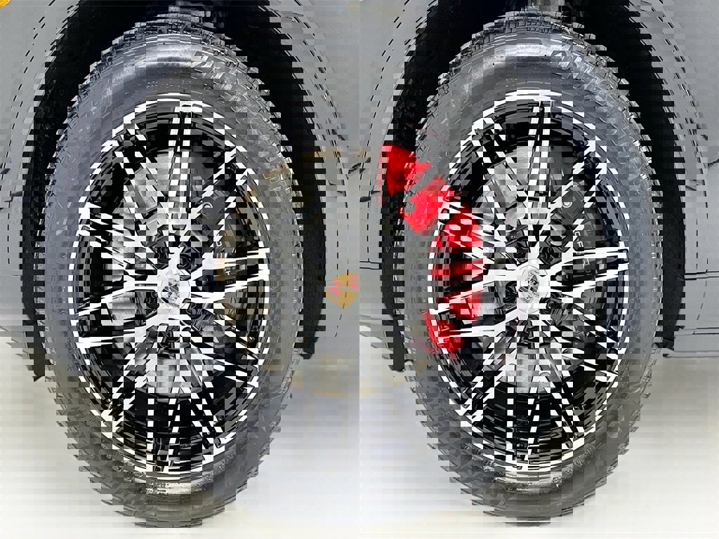 New 2026 Porsche Cayenne S image 36