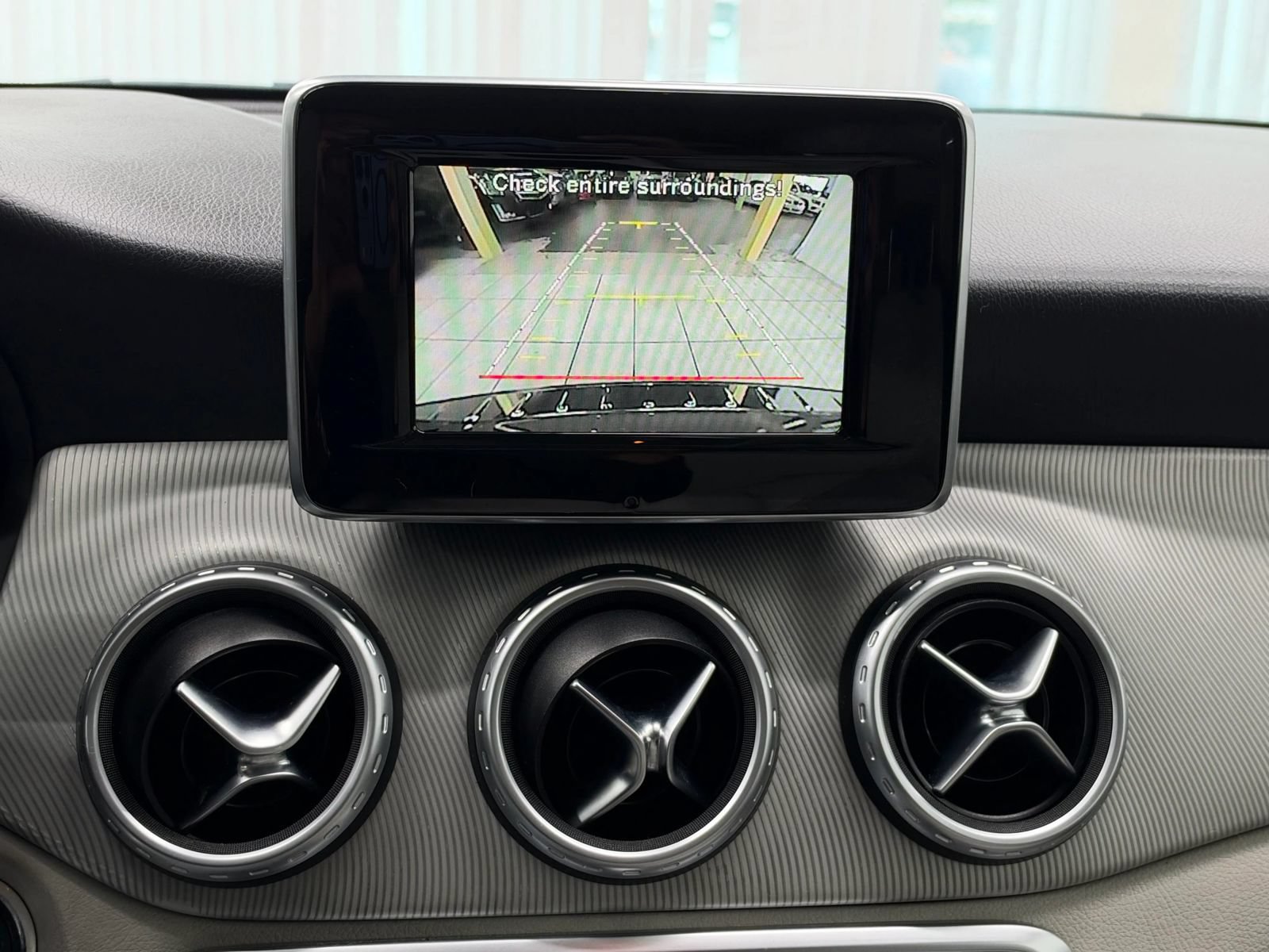 Used 2015 Mercedes-Benz GLA 250 w/ Premium Package image 21