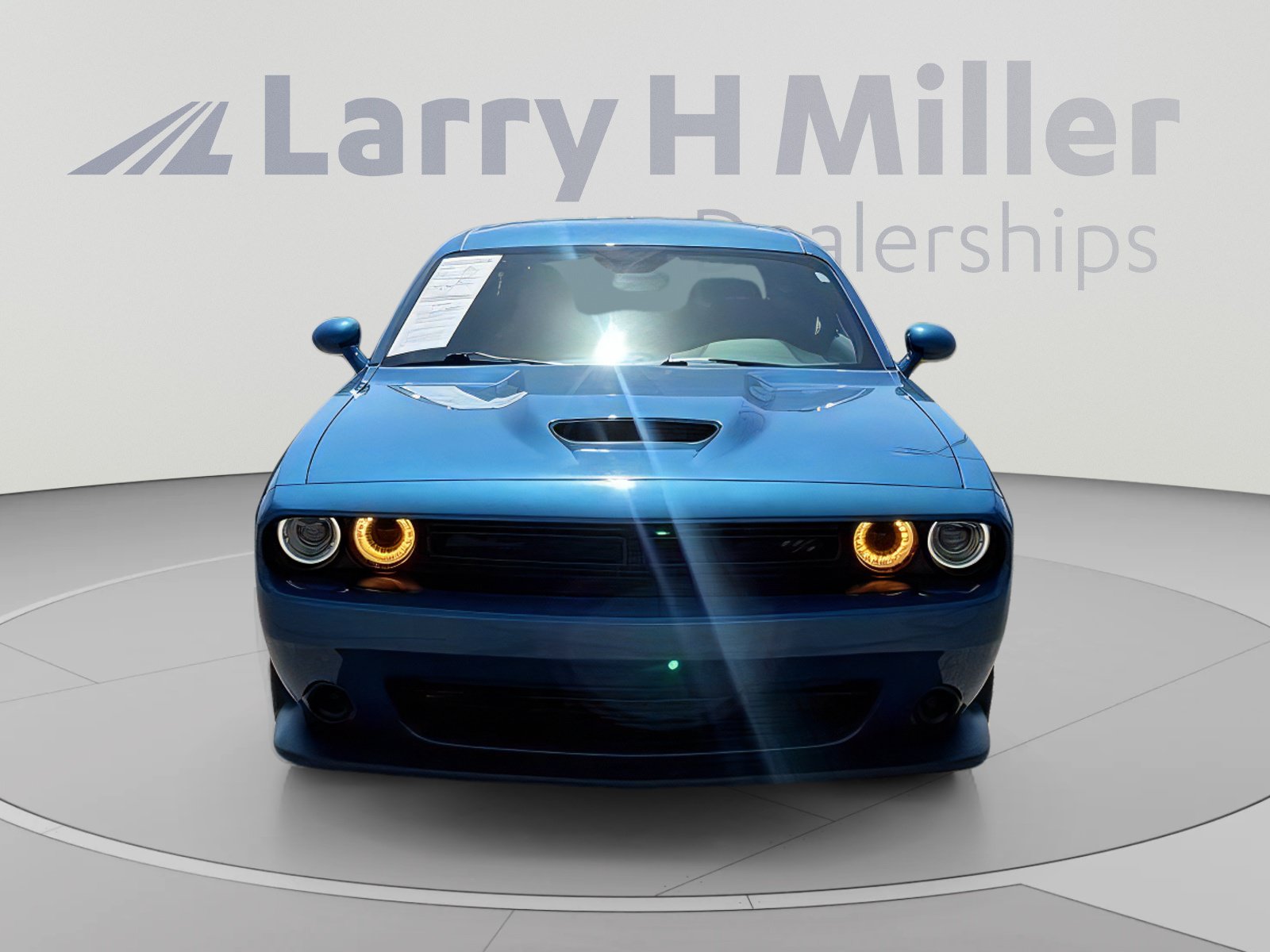 Certified 2023 Dodge Challenger R/T w/ Blacktop Package RWD image 9