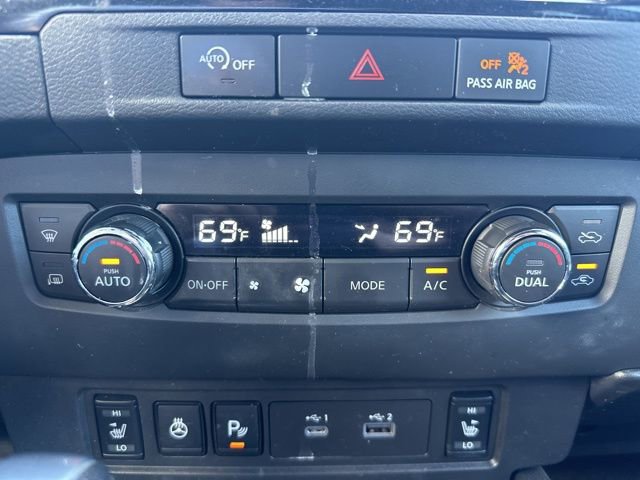 Used 2023 Nissan Frontier SV w/ SV Convenience Package image 28