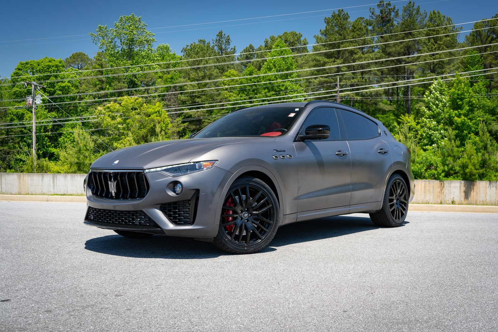 Used 2022 Maserati Levante Modena AWD/4WD image 3