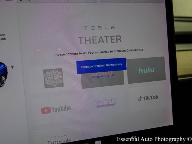 Used 2019 Tesla Model 3 Standard Range Plus RWD image 23