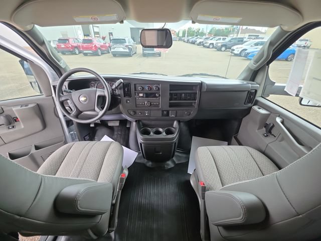 New 2026 Chevrolet Express 3500 w/ Power Convenience Package RWD image 22