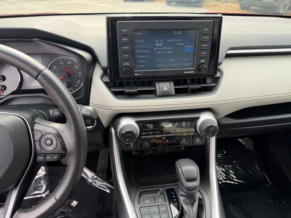 Used 2020 Toyota RAV4 XLE w/ Convenience Package image 21