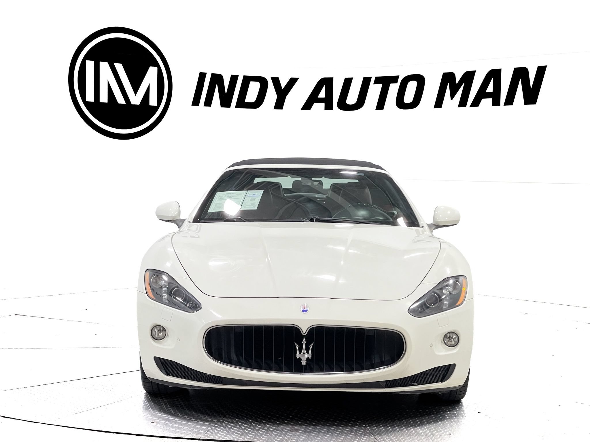 Used 2017 Maserati GranTurismo Convertible RWD image 9