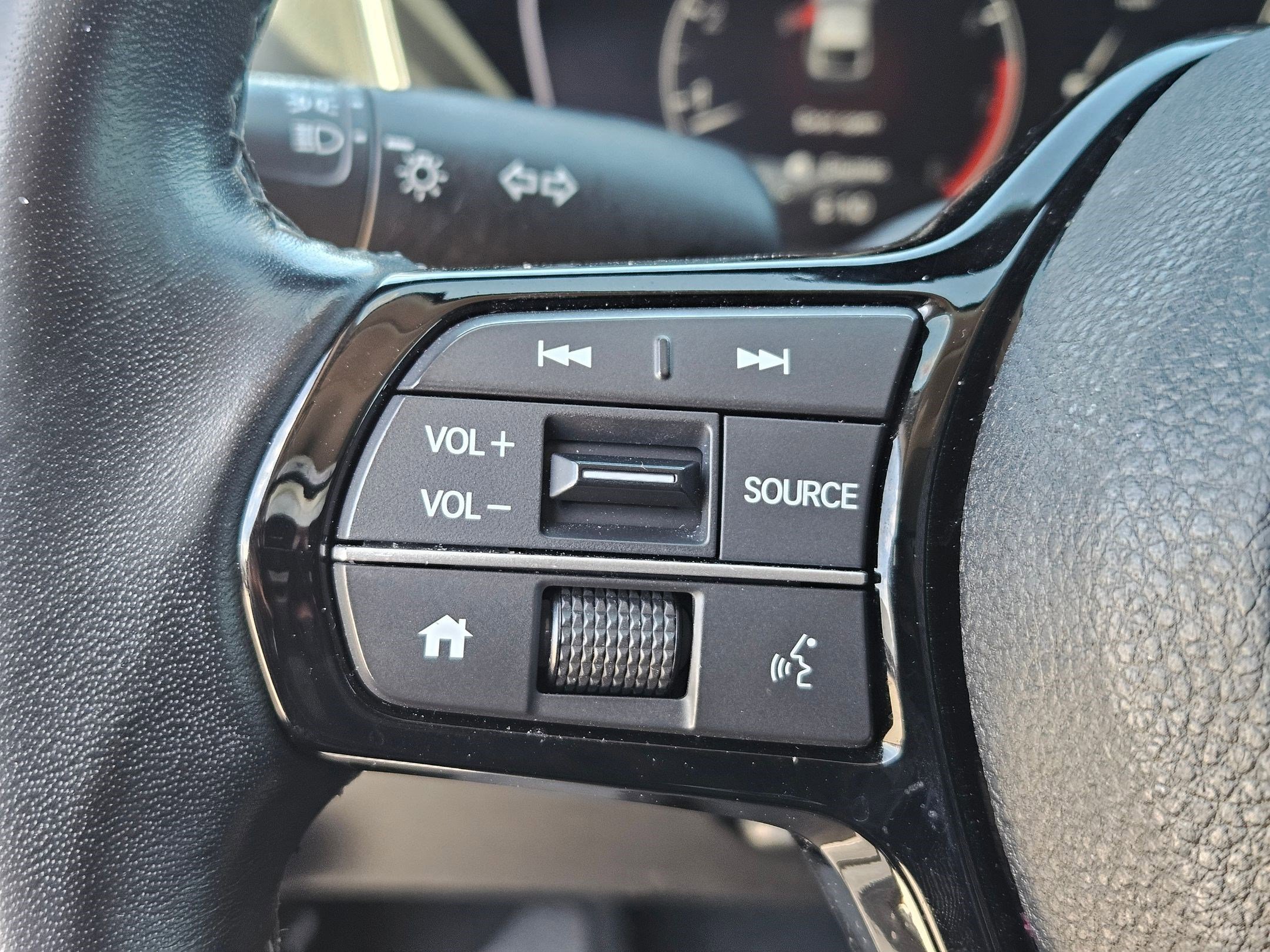 Used 2024 Honda Civic EX-L image 17