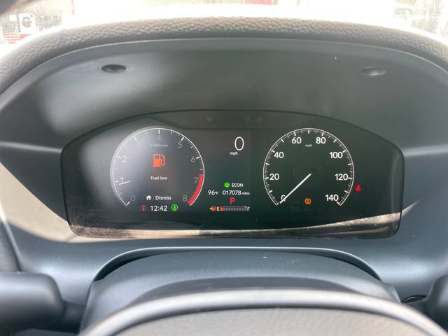 Used 2025 Honda HR-V LX image 9