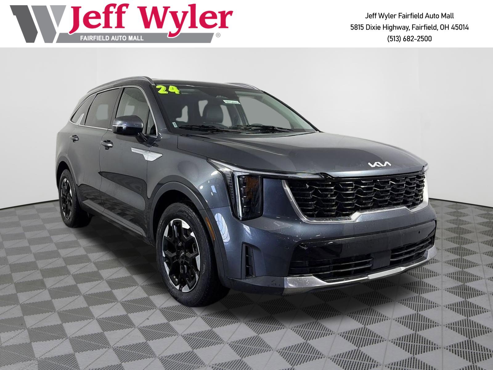 Certified 2024 Kia Sorento S image 1