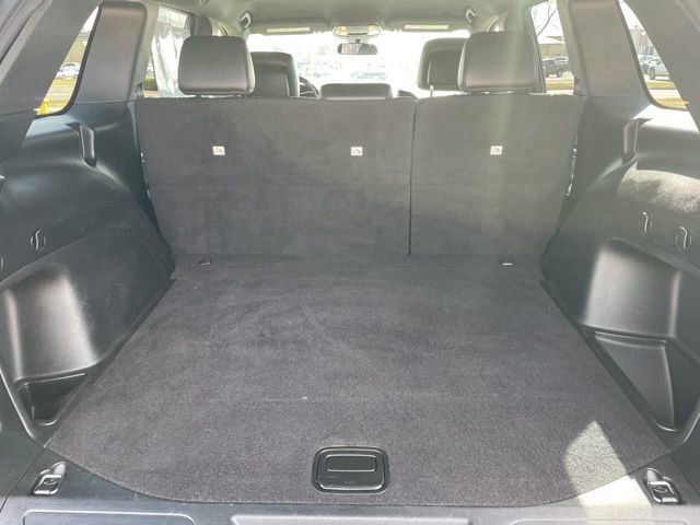 Used 2021 Jeep Grand Cherokee Laredo X image 12