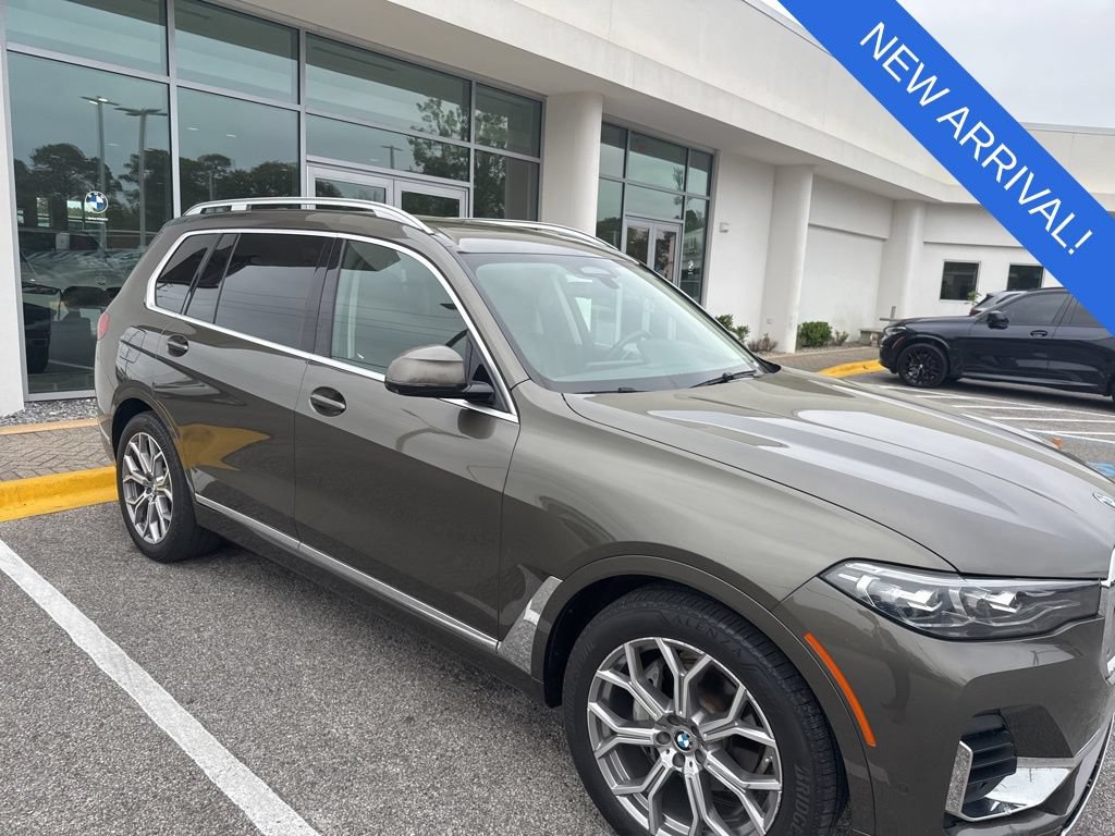 Used 2020 BMW X7 xDrive40i w/ Premium Package AWD/4WD image 1