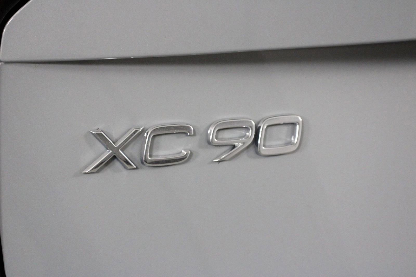 New 2026 Volvo XC90 T8 Plus image 16