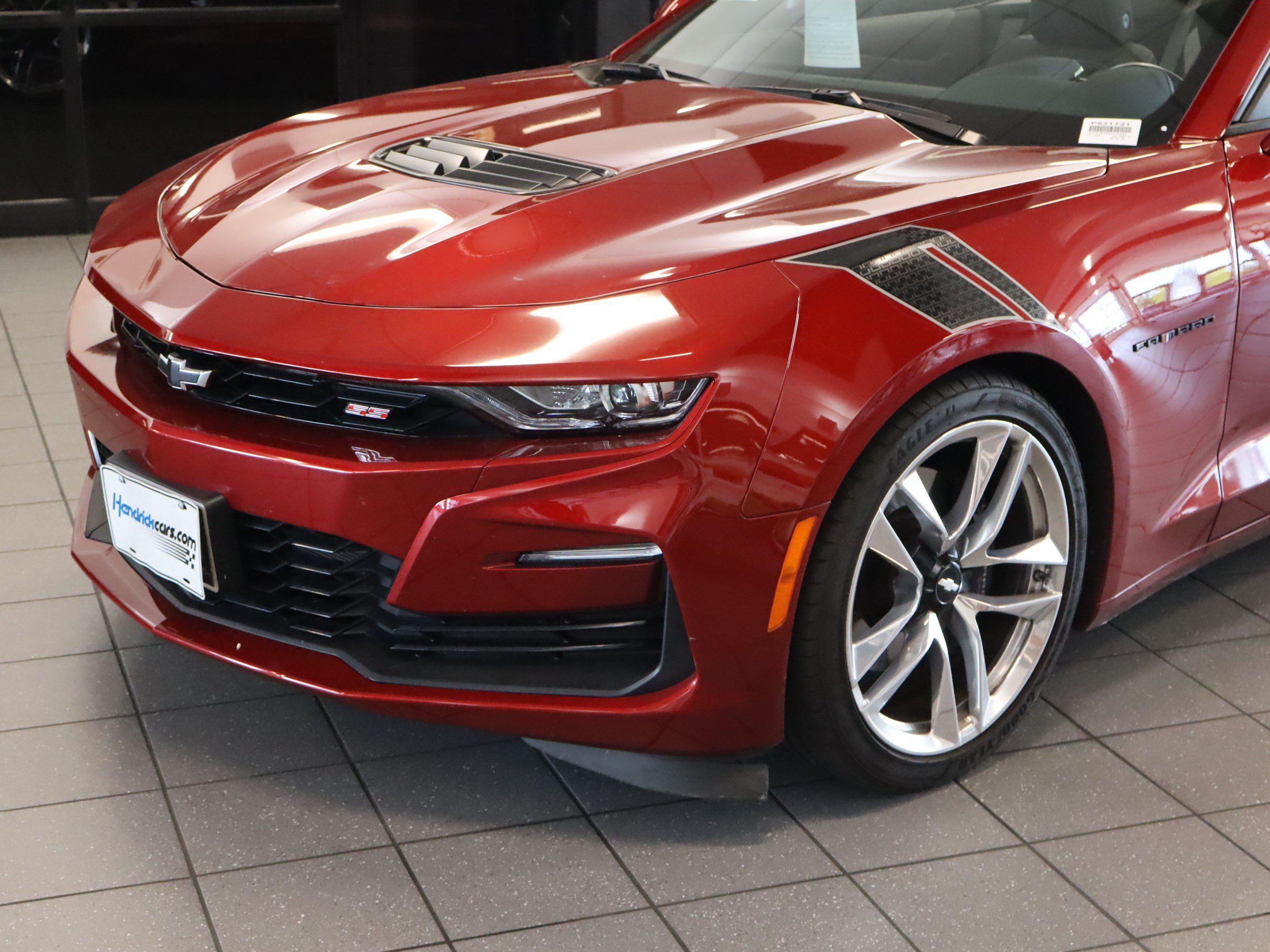 Used 2021 Chevrolet Camaro SS w/ Wild Cherry Design Package 1 RWD image 6