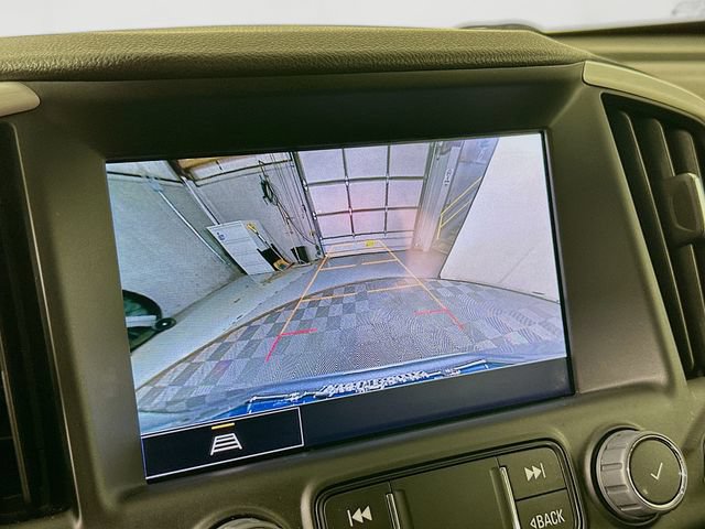 Used 2023 GMC Terrain SLT AWD/4WD image 17