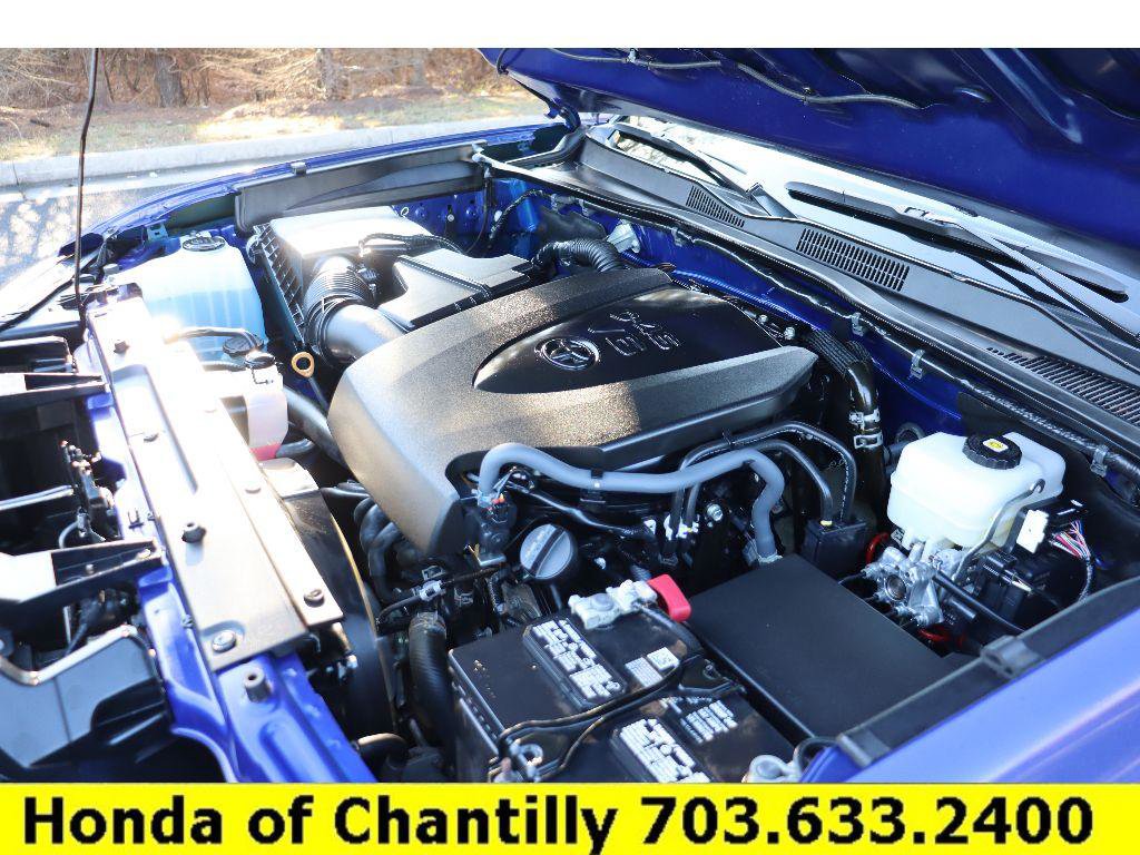 Used 2023 Toyota Tacoma TRD Off-Road image 32