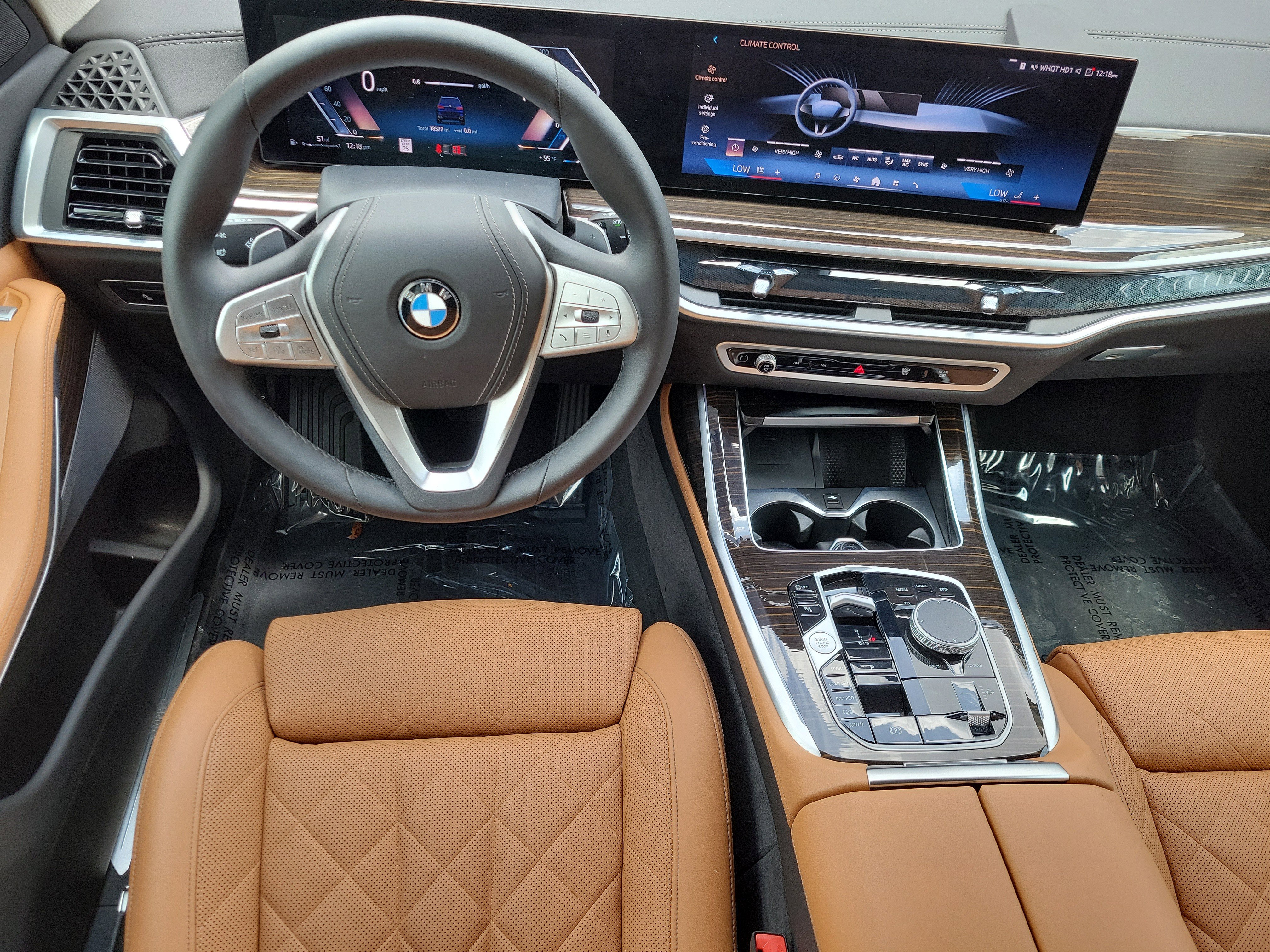 Certified 2025 BMW X7 xDrive40i w/ Parking Assistance Package AWD/4WD image 16
