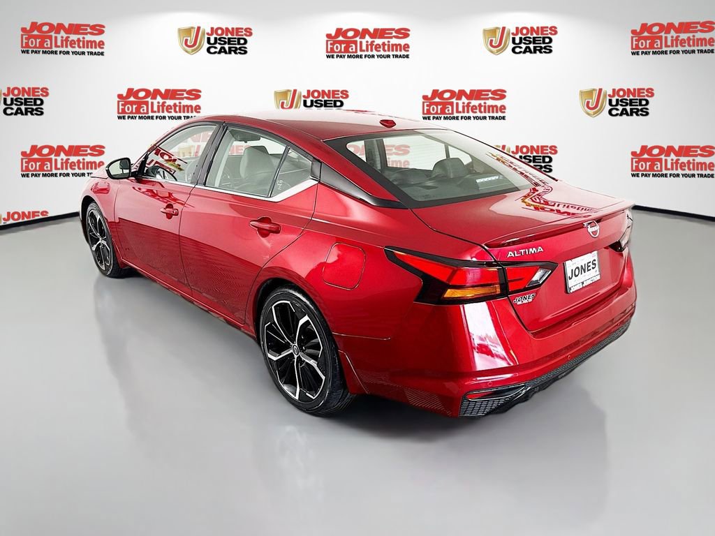 Certified 2023 Nissan Altima 2.5 SR w/ SR Premium Package FWD image 2