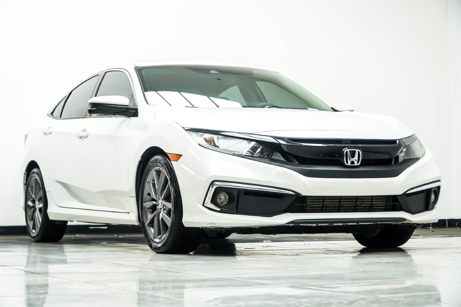 Used 2021 Honda Civic EX-L image 5
