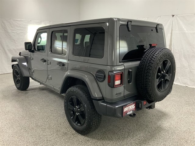 Used 2023 Jeep Wrangler Altitude image 6