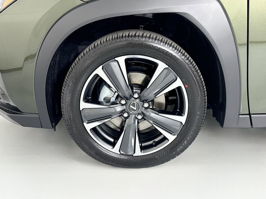 New 2026 Lexus UX 300h FWD image 31