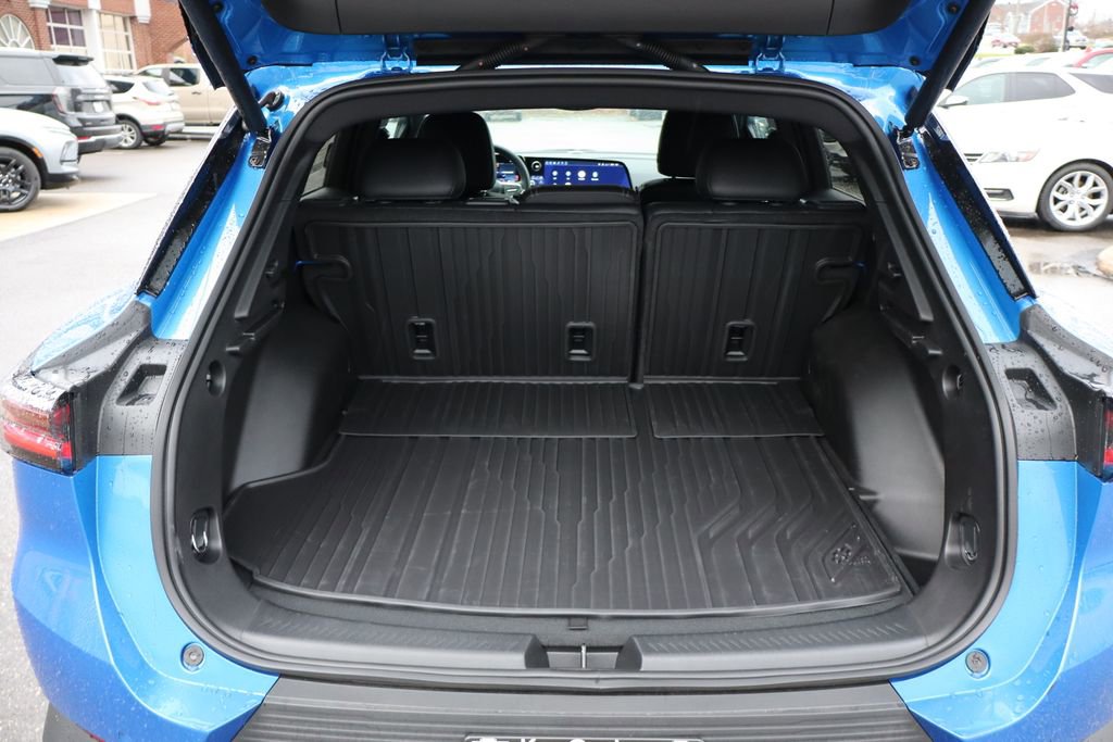New 2026 Chevrolet Equinox EV LT AWD/4WD image 37