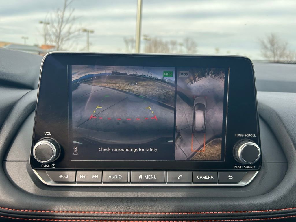 Used 2025 Nissan Rogue SV image 17