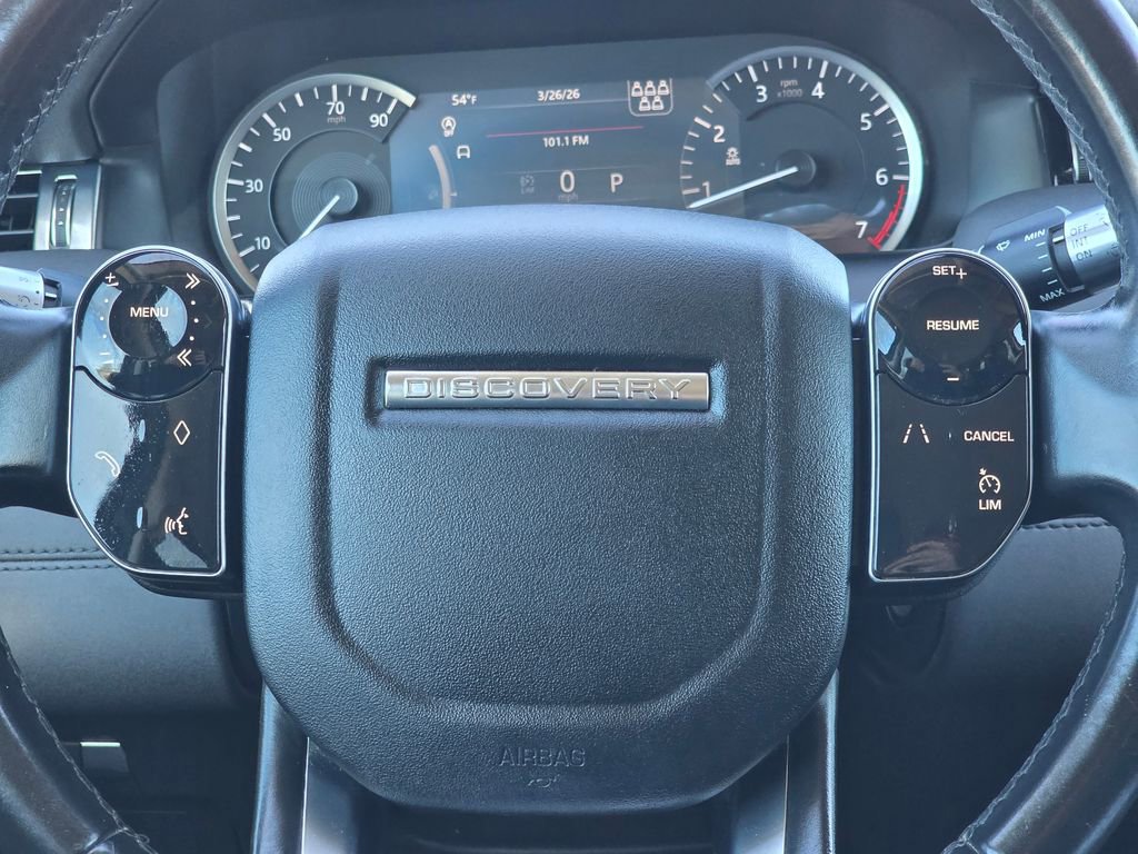 Used 2020 Land Rover Discovery Sport image 17