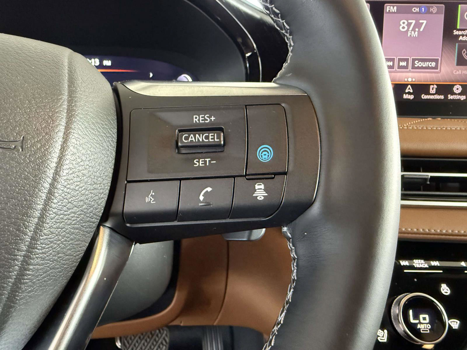 Used 2025 INFINITI QX60 Autograph image 58