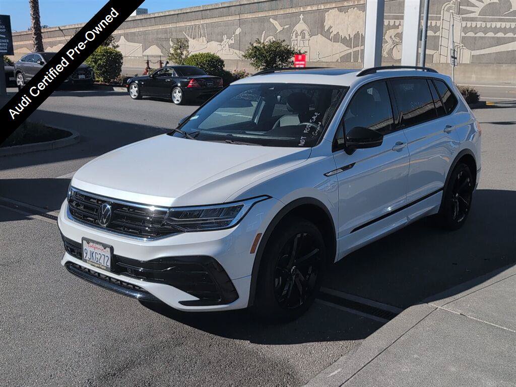 Used 2024 Volkswagen Tiguan SE R-Line