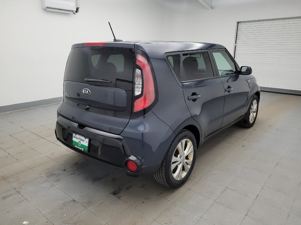 Used 2016 Kia Soul + FWD image 9