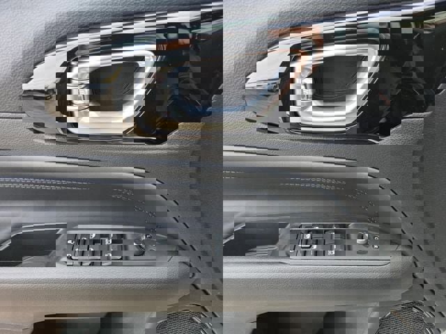 New 2026 Jeep Compass Limited w/ Sun, Sound & Navigation Group image 11